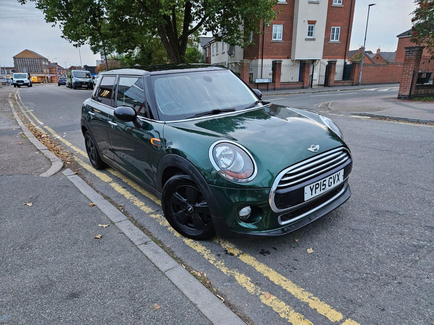 MINI Hatch Listing Image