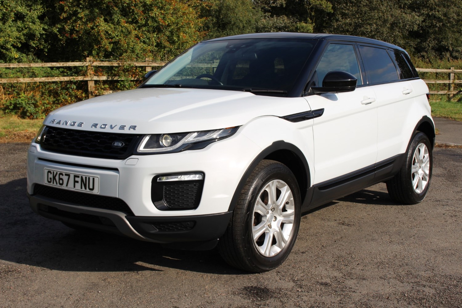 Land Rover Range Rover Evoque Listing Image