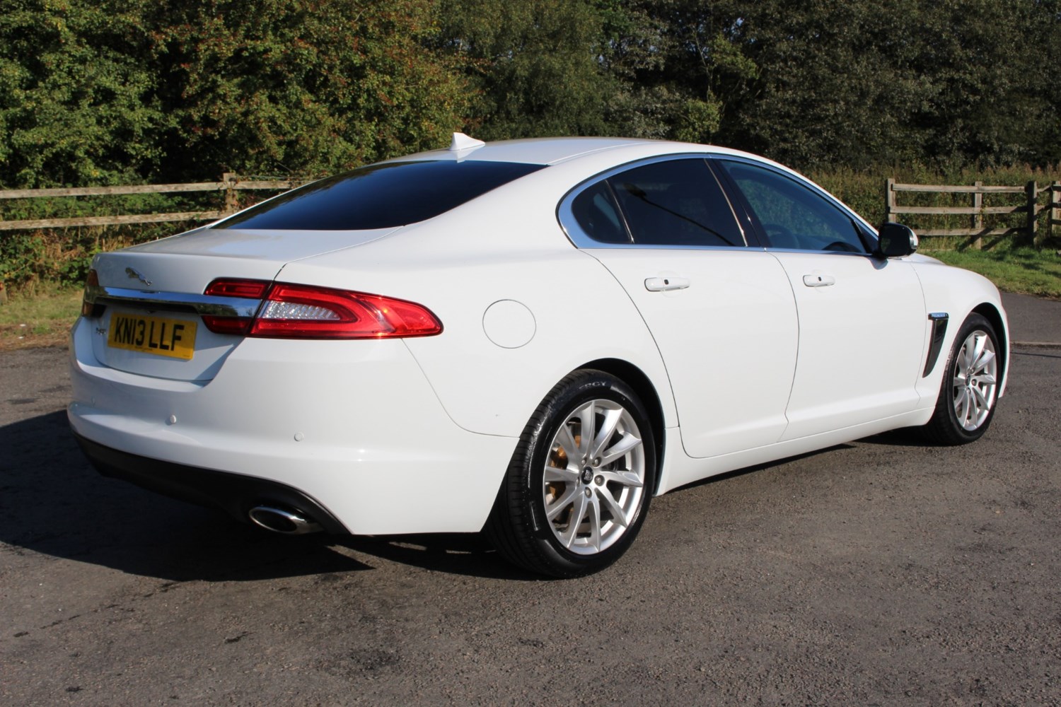 Jaguar XF Listing Image