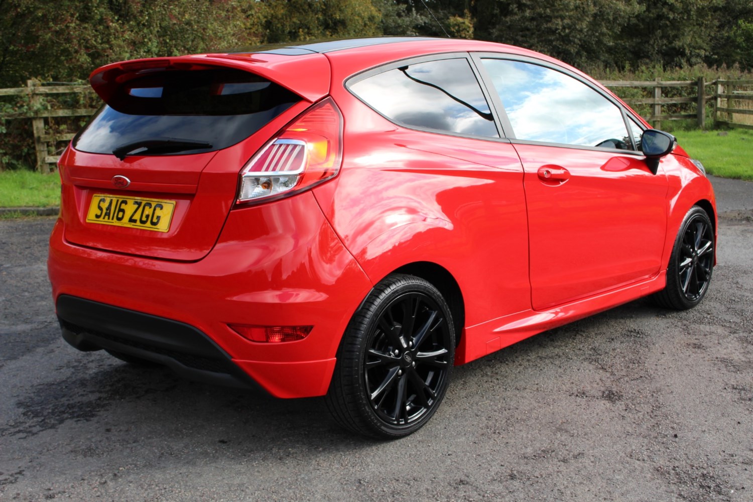 Ford Fiesta Listing Image