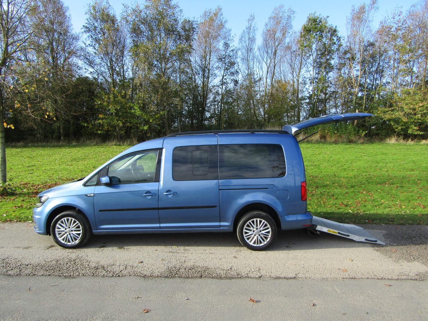 Volkswagen CADDY MAXI LIFE Listing Image