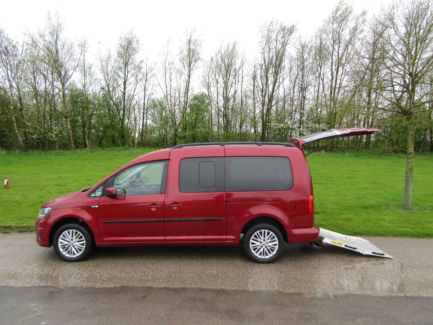 Volkswagen CADDY MAXI LIFE Listing Image