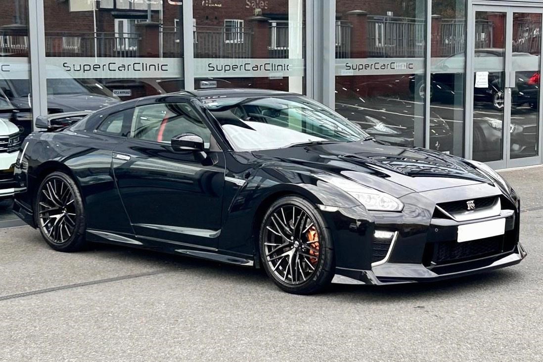 Nissan GT-R Listing Image