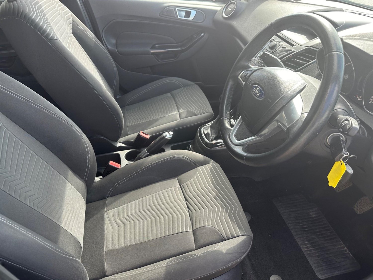 Ford Fiesta Listing Image