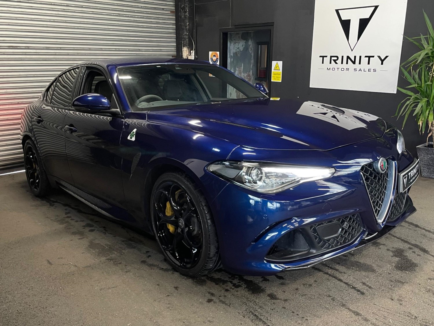 Alfa Romeo Giulia Listing Image