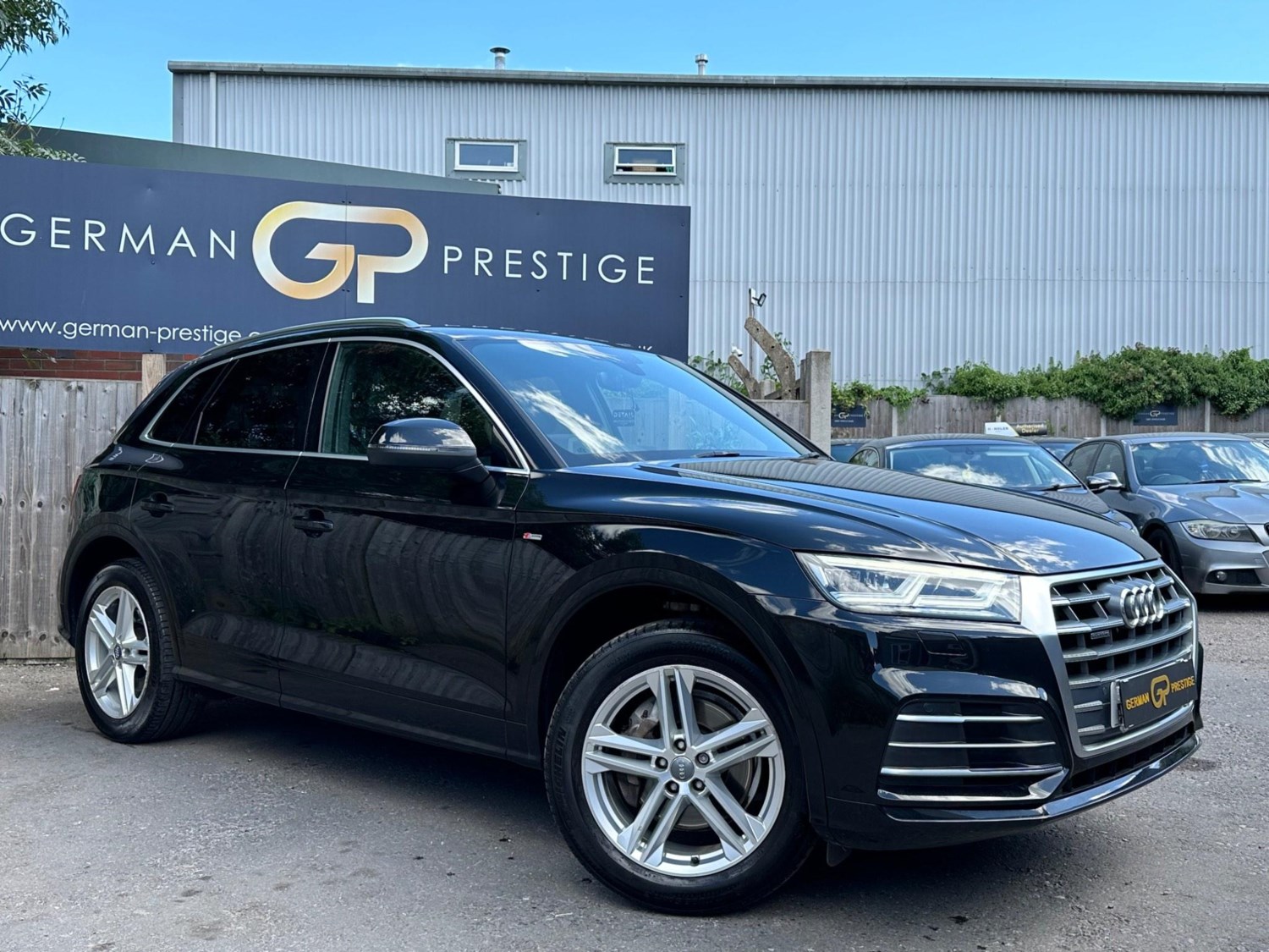 Audi Q5 Listing Image