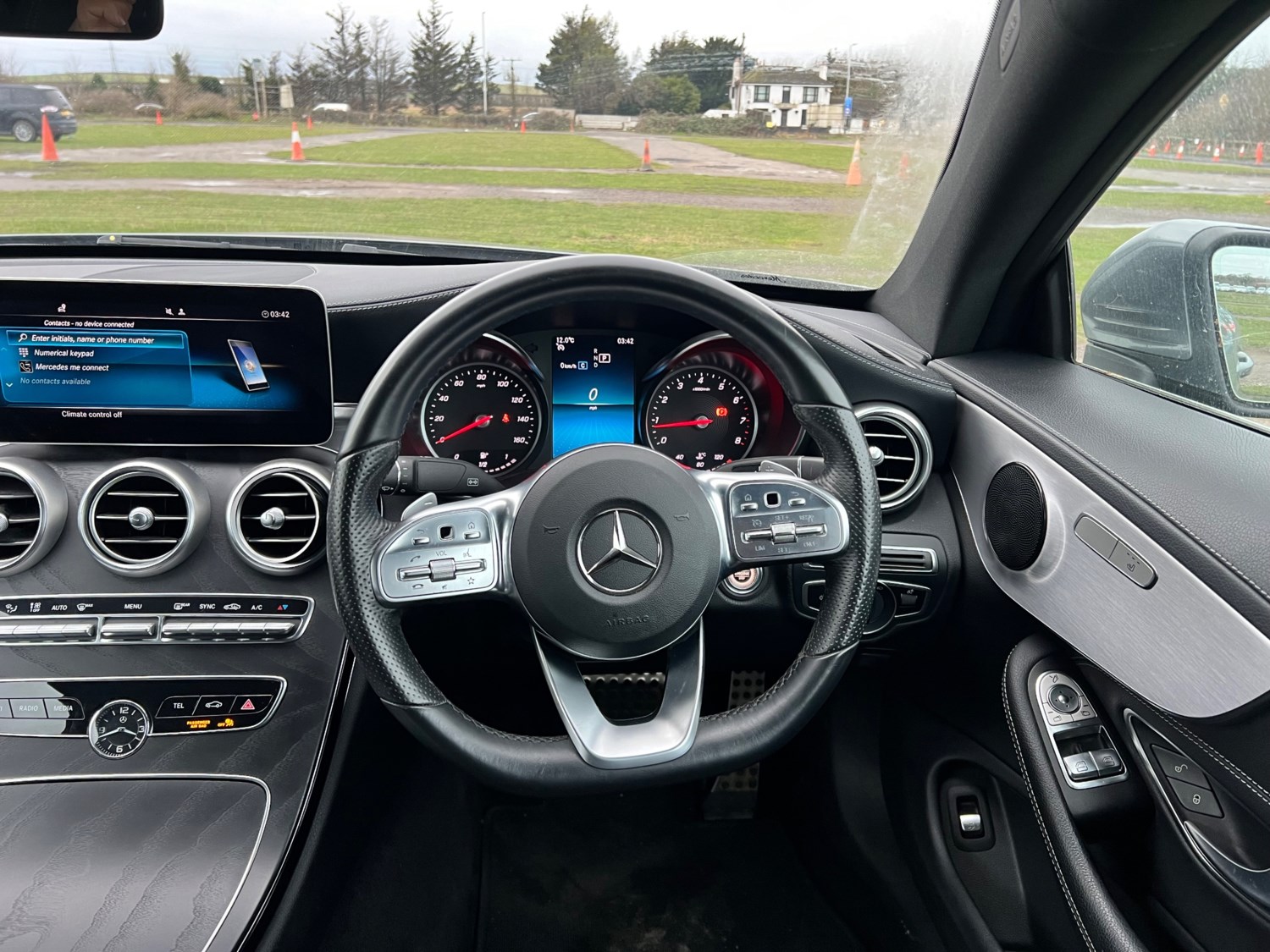 Mercedes-Benz C-Class Listing Image