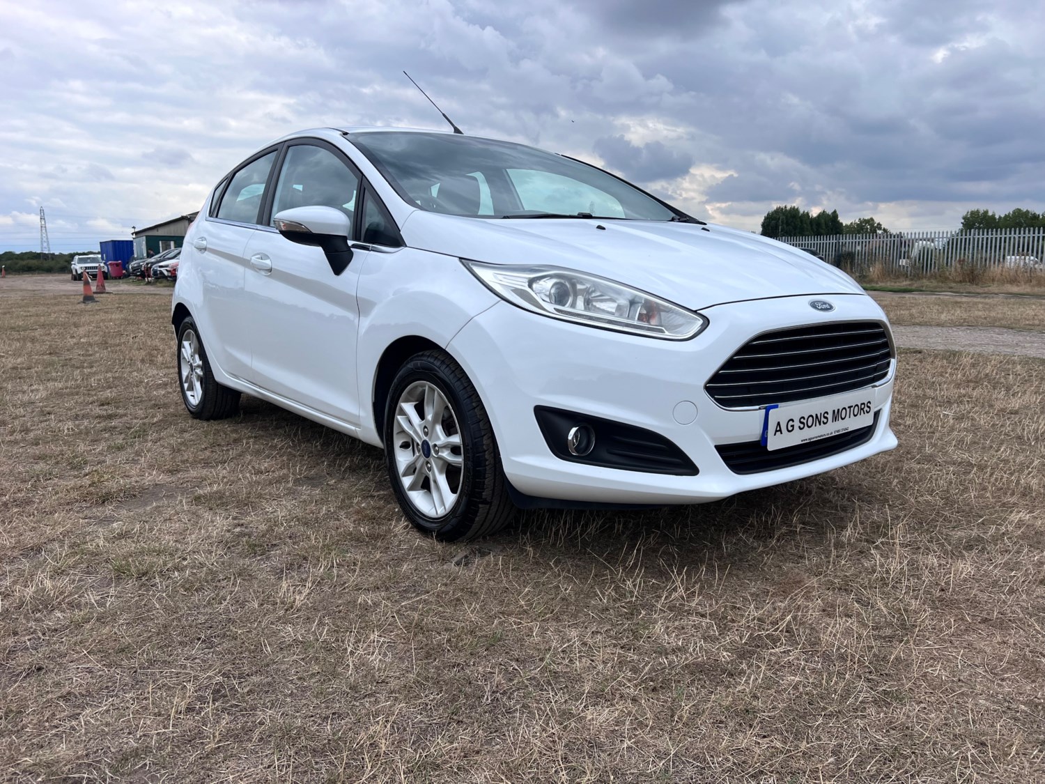 Ford Fiesta Listing Image