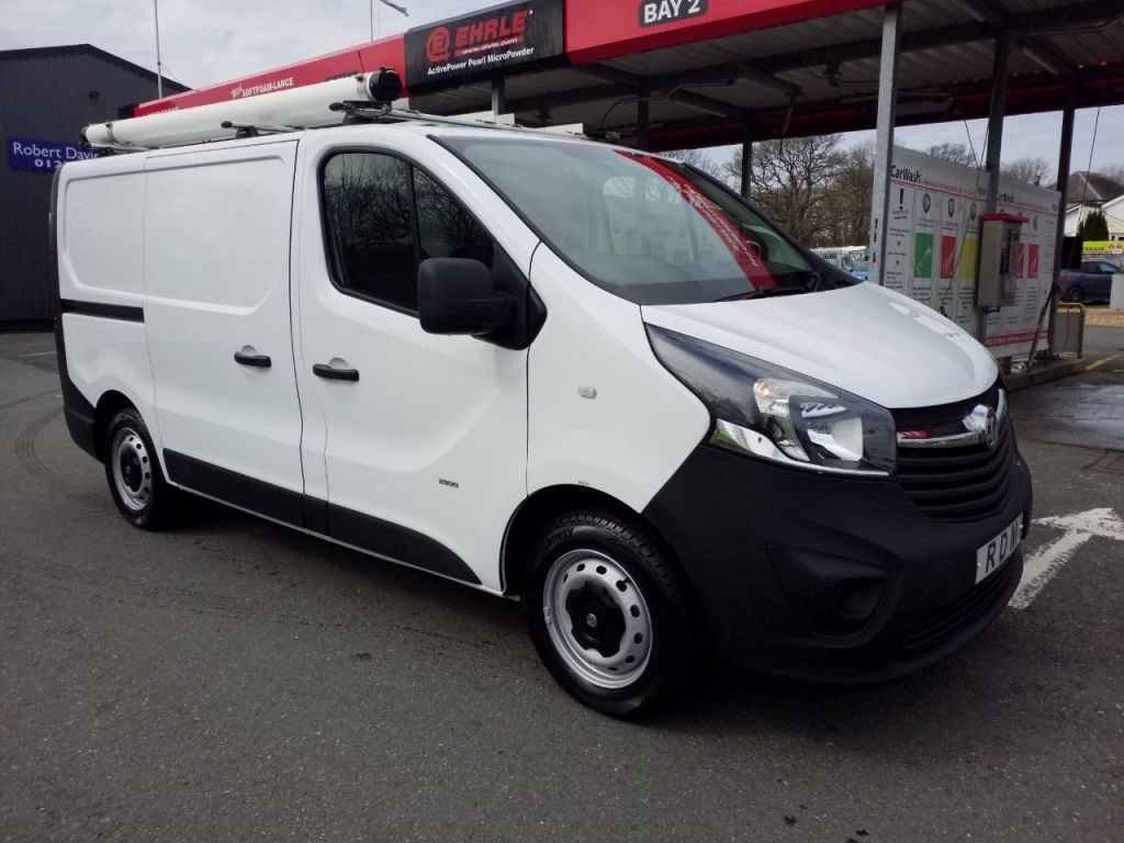 Vauxhall Vivaro Listing Image