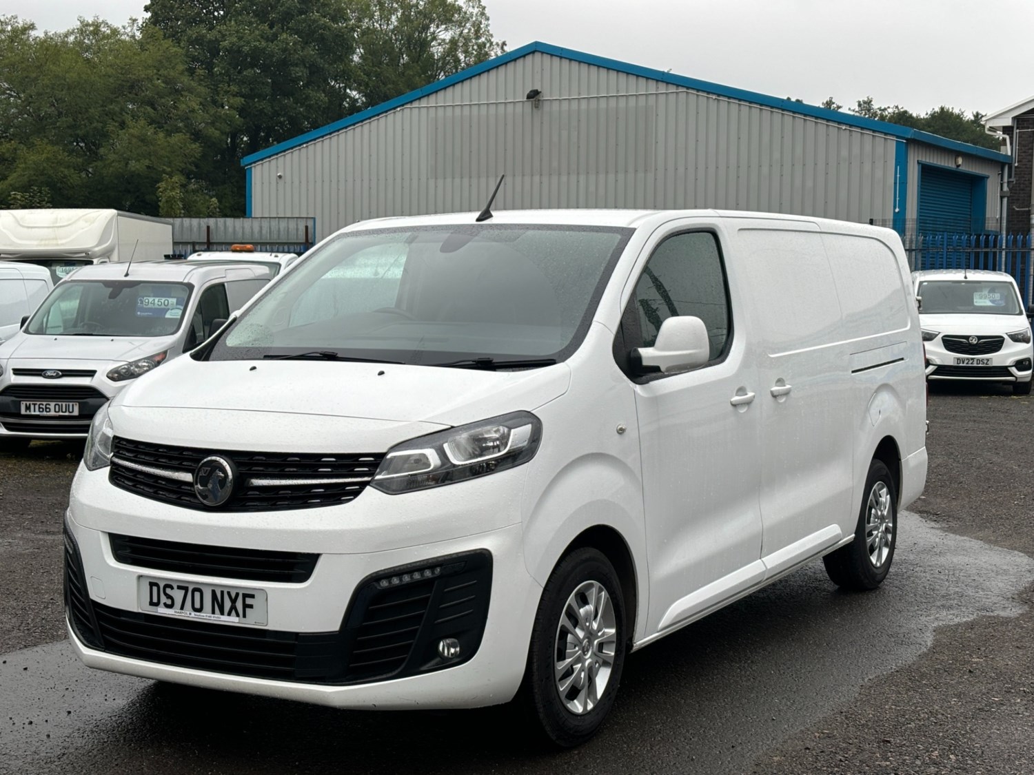 Vauxhall Vivaro Listing Image