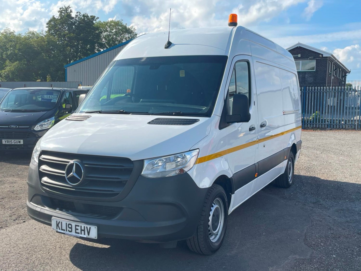 Mercedes-Benz Sprinter Listing Image