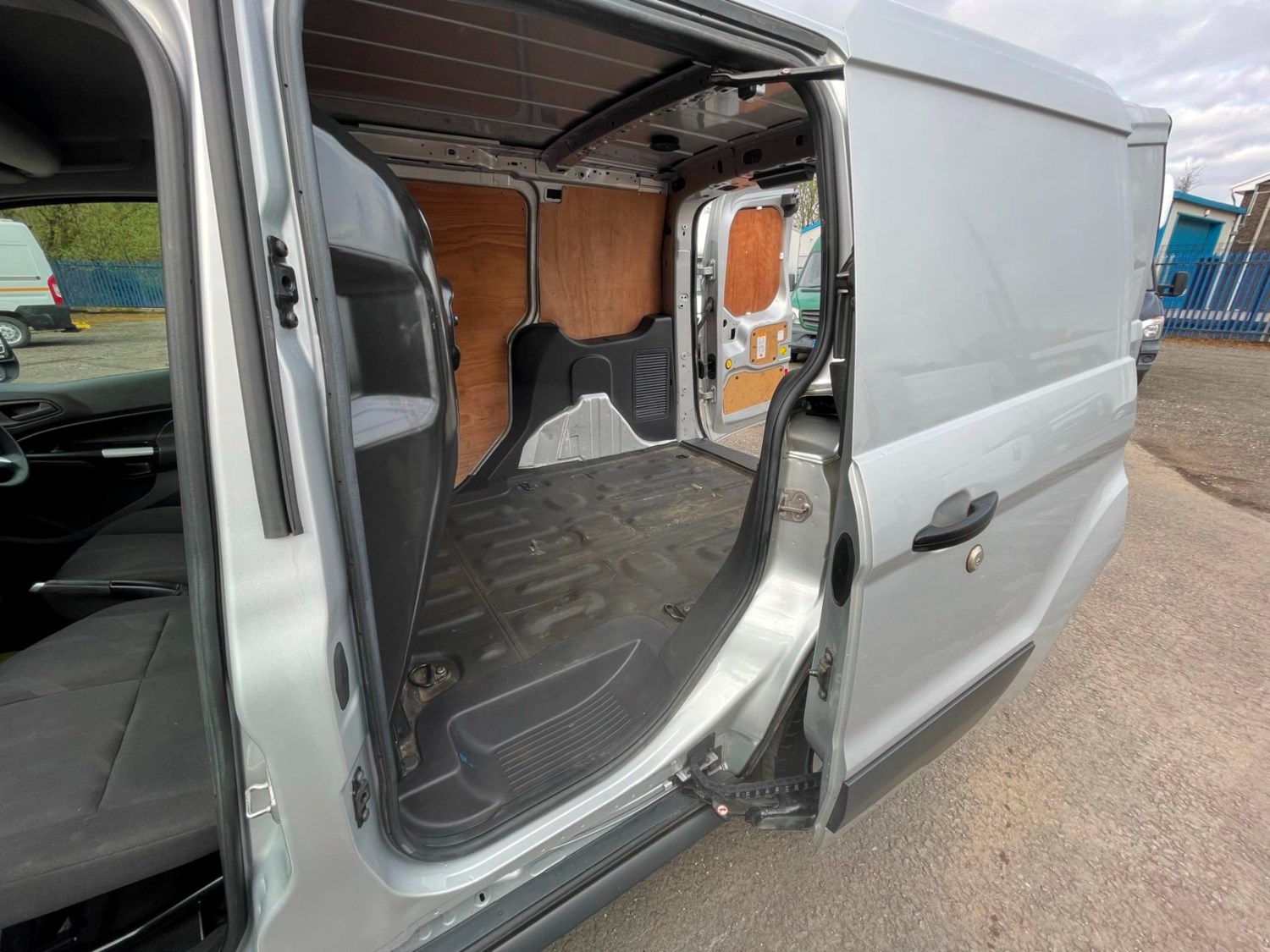 Ford Transit Connect Listing Image