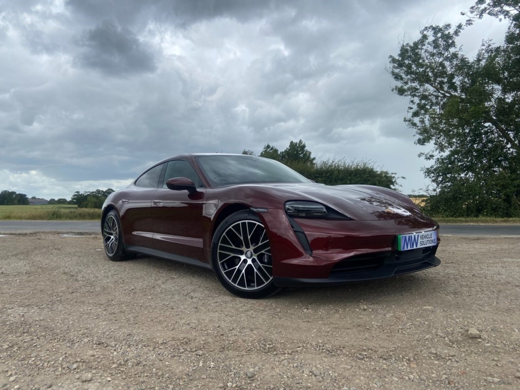 Porsche Taycan Listing Image