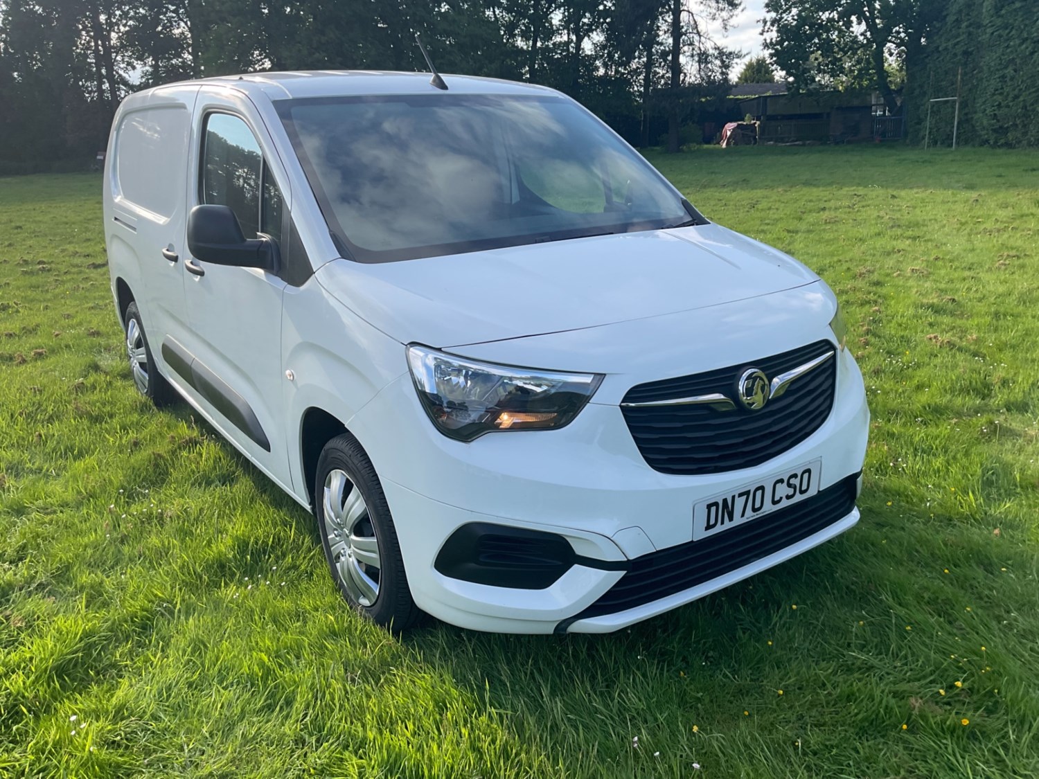 Vauxhall Combo Listing Image