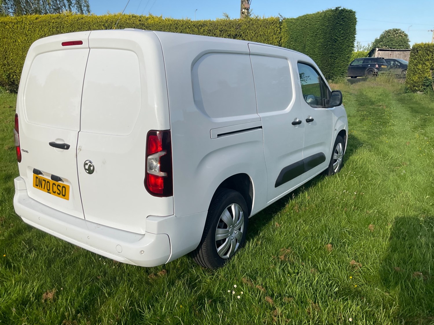 Vauxhall Combo Listing Image