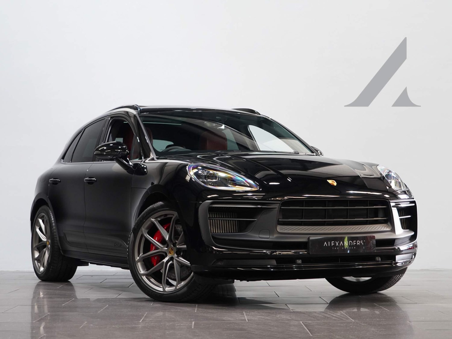 Porsche Macan Listing Image