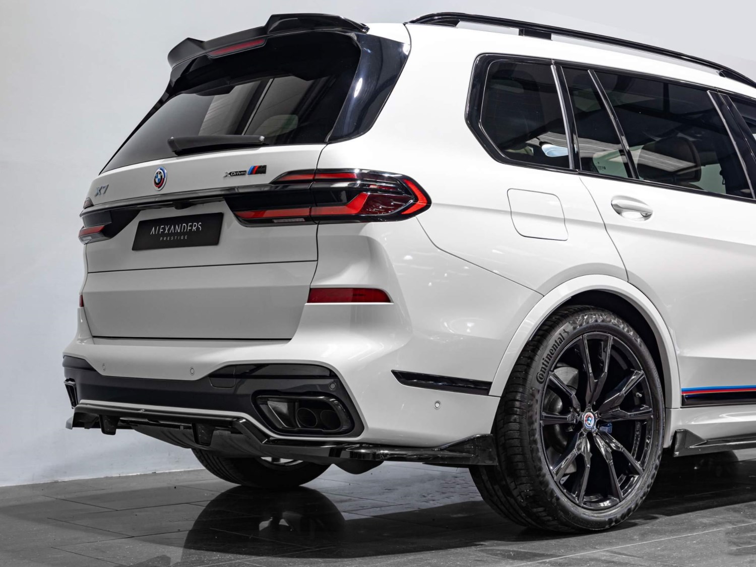 BMW X7 Listing Image