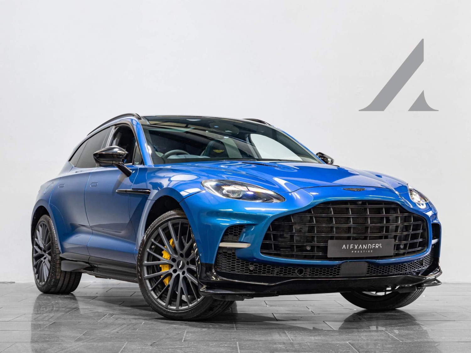 Aston Martin DBX Listing Image