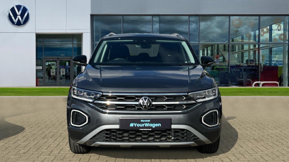 Volkswagen T-Roc Listing Image