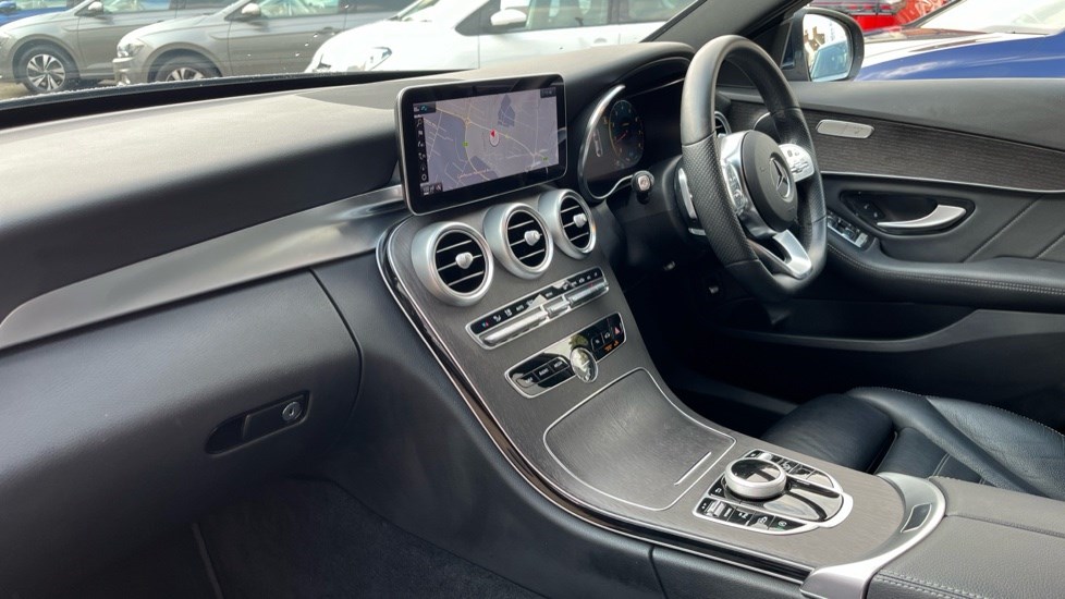 Mercedes-Benz C-Class Listing Image