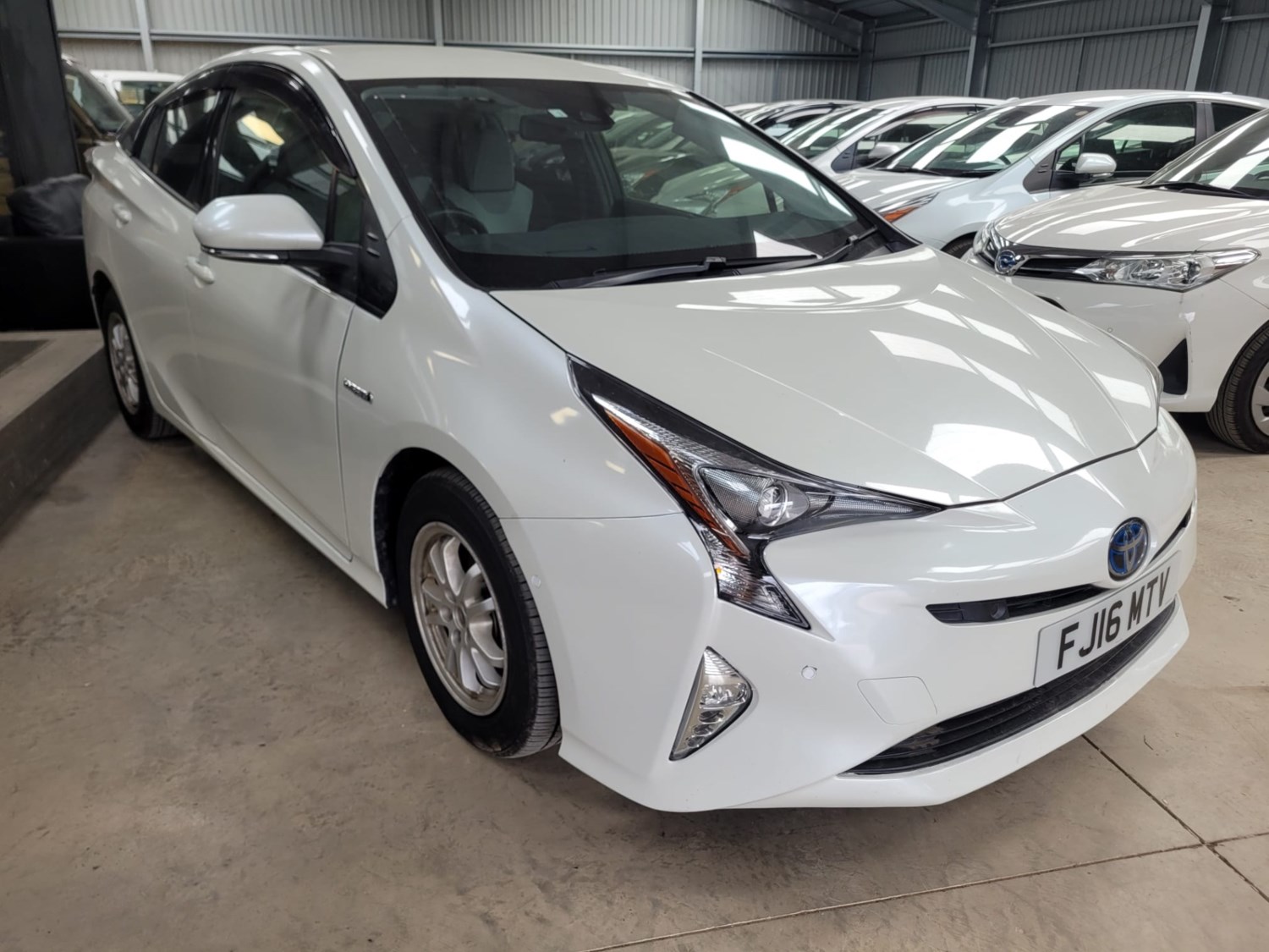 Toyota Prius Listing Image