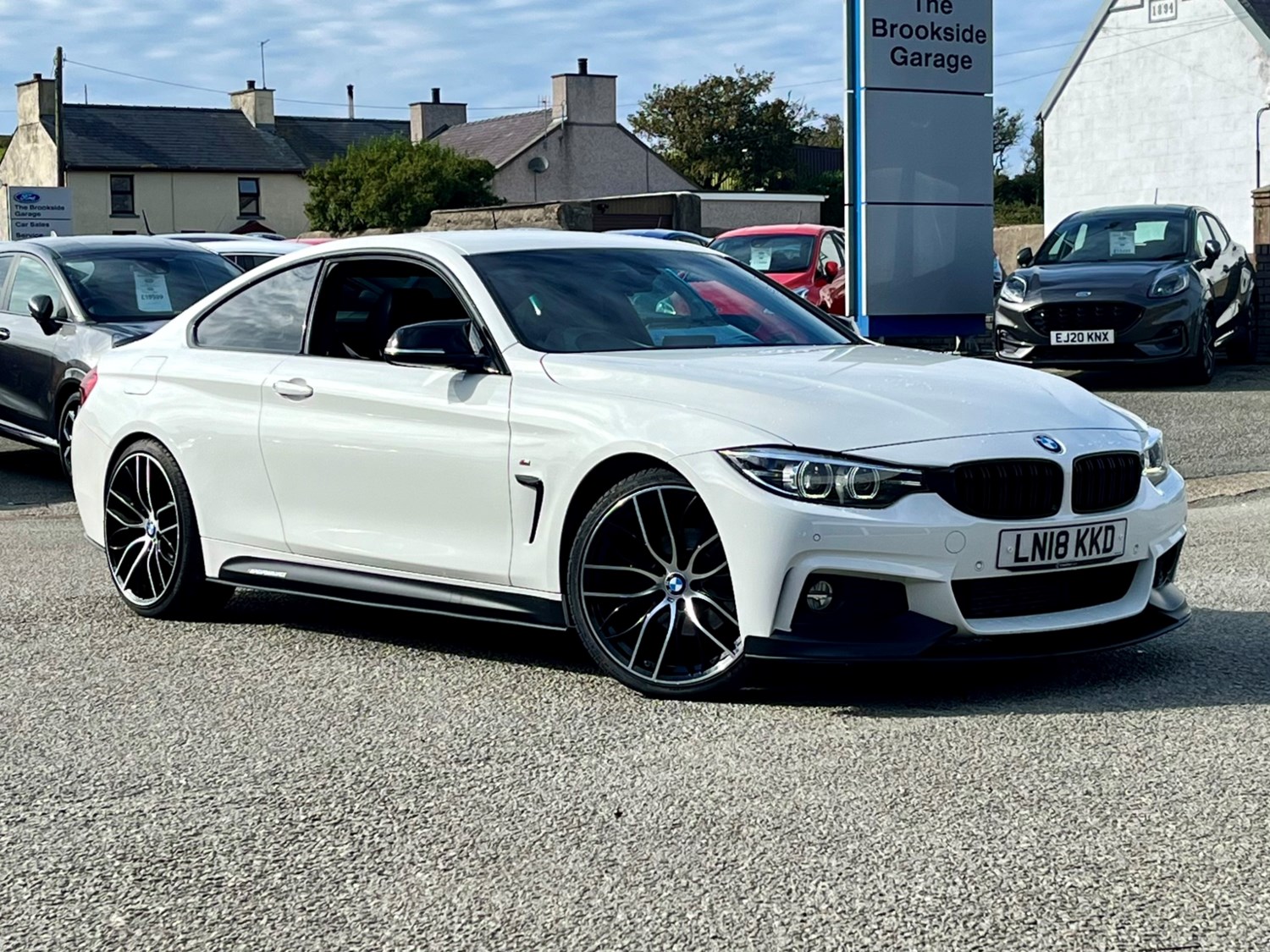 BMW 4 Series Listing Image