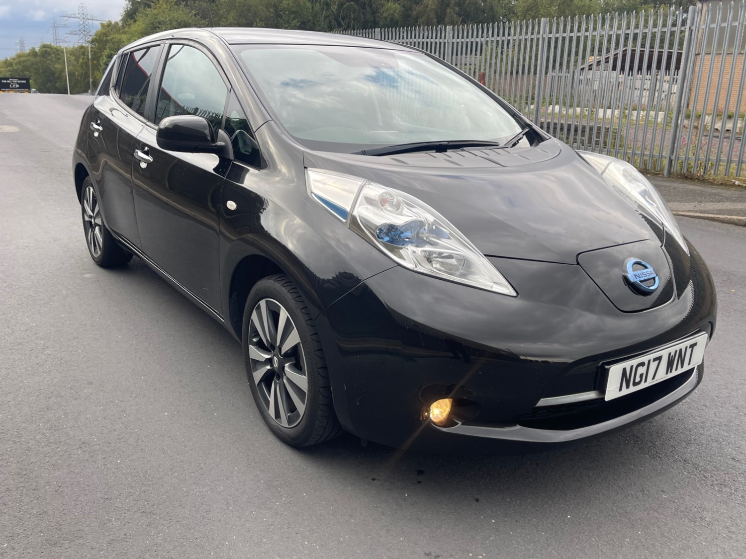 Nissan Leaf Listing Image