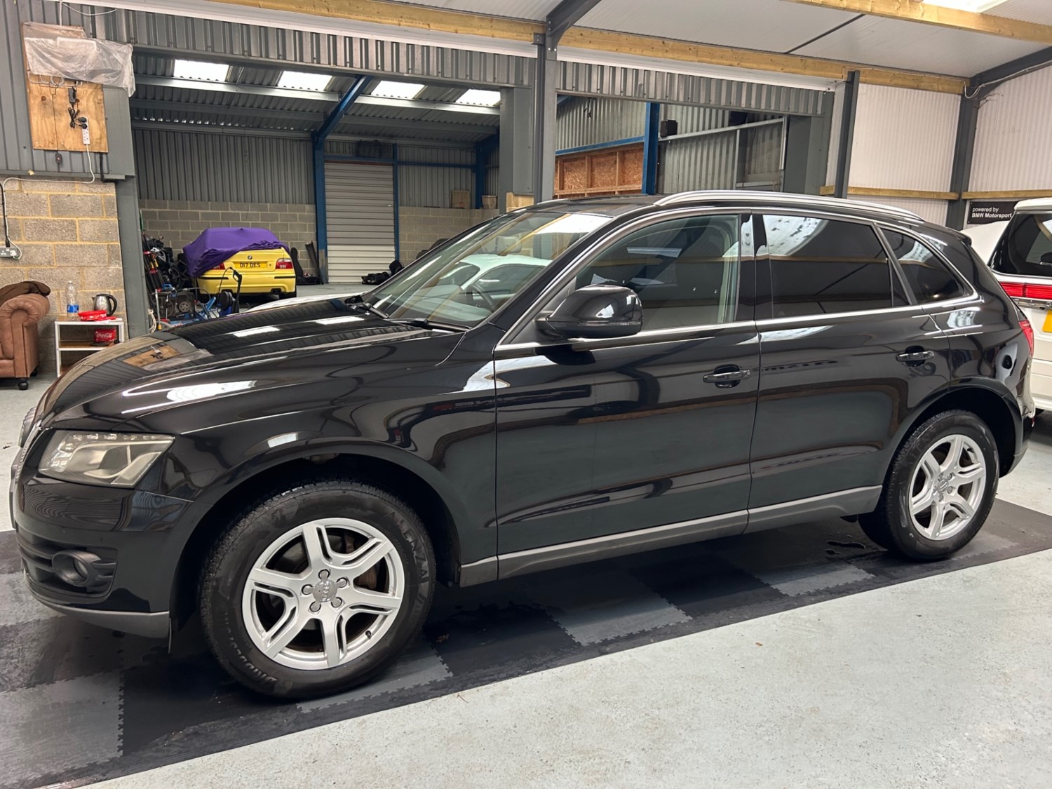 Audi Q5 Listing Image