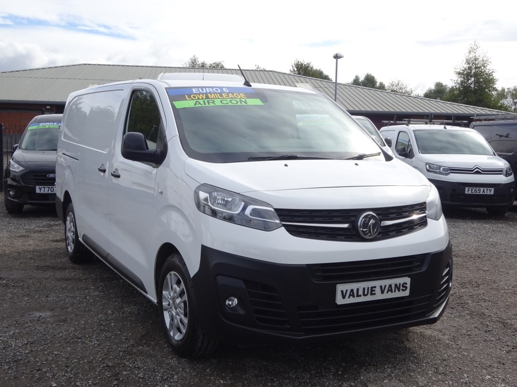 Vauxhall Vivaro Listing Image