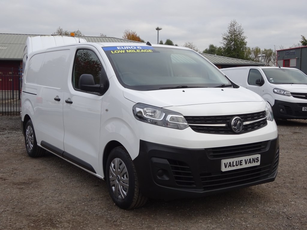 Vauxhall Vivaro Listing Image