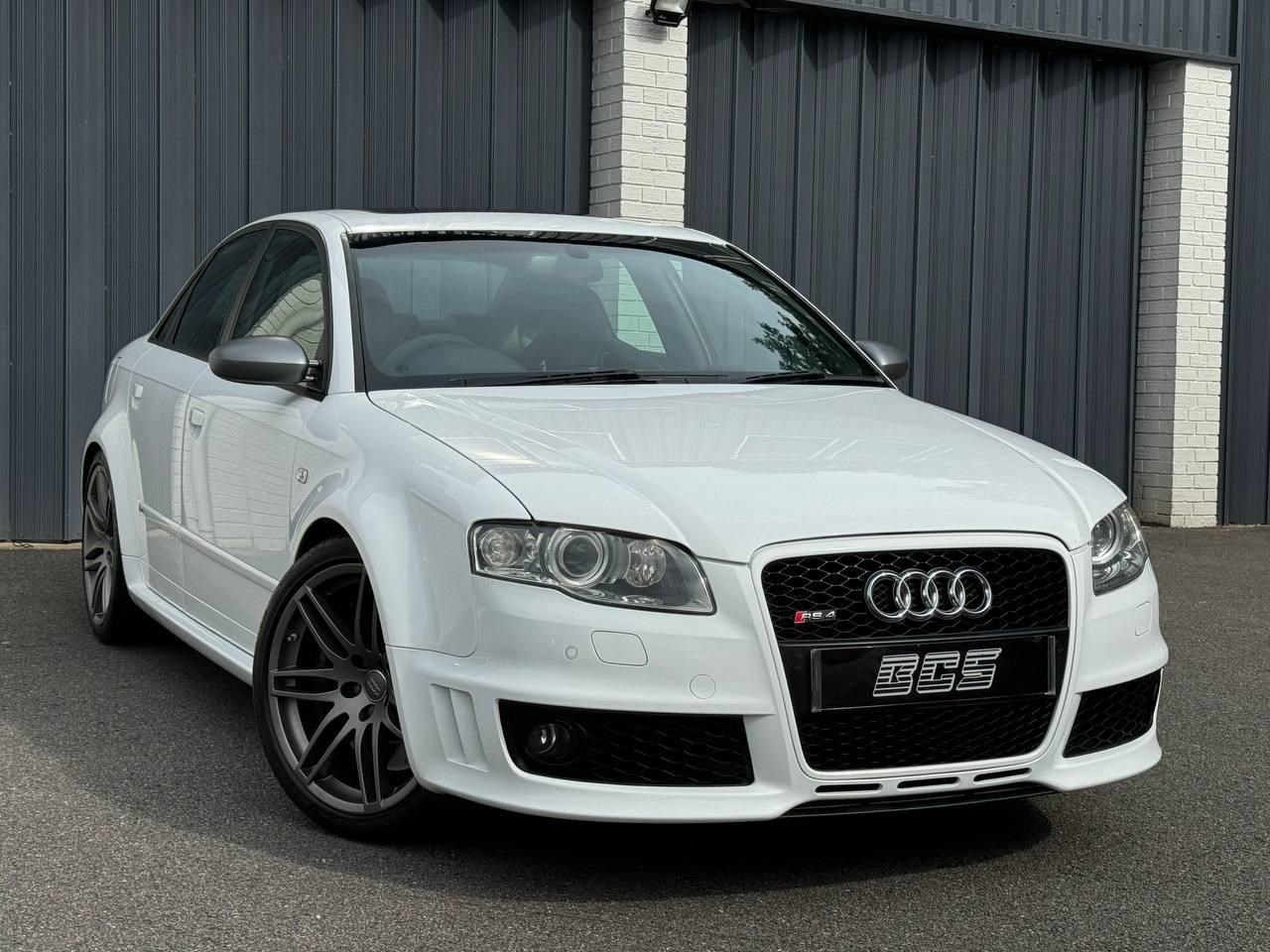 Audi RS4 Listing Image