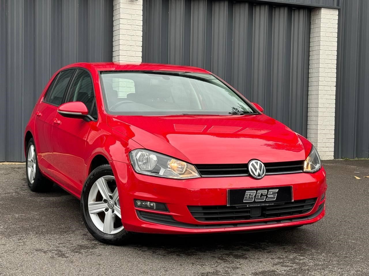 Volkswagen Golf Listing Image