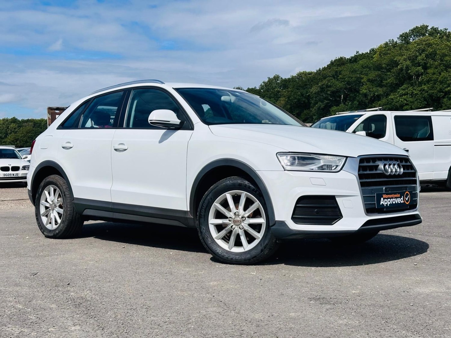 Audi Q3 Listing Image