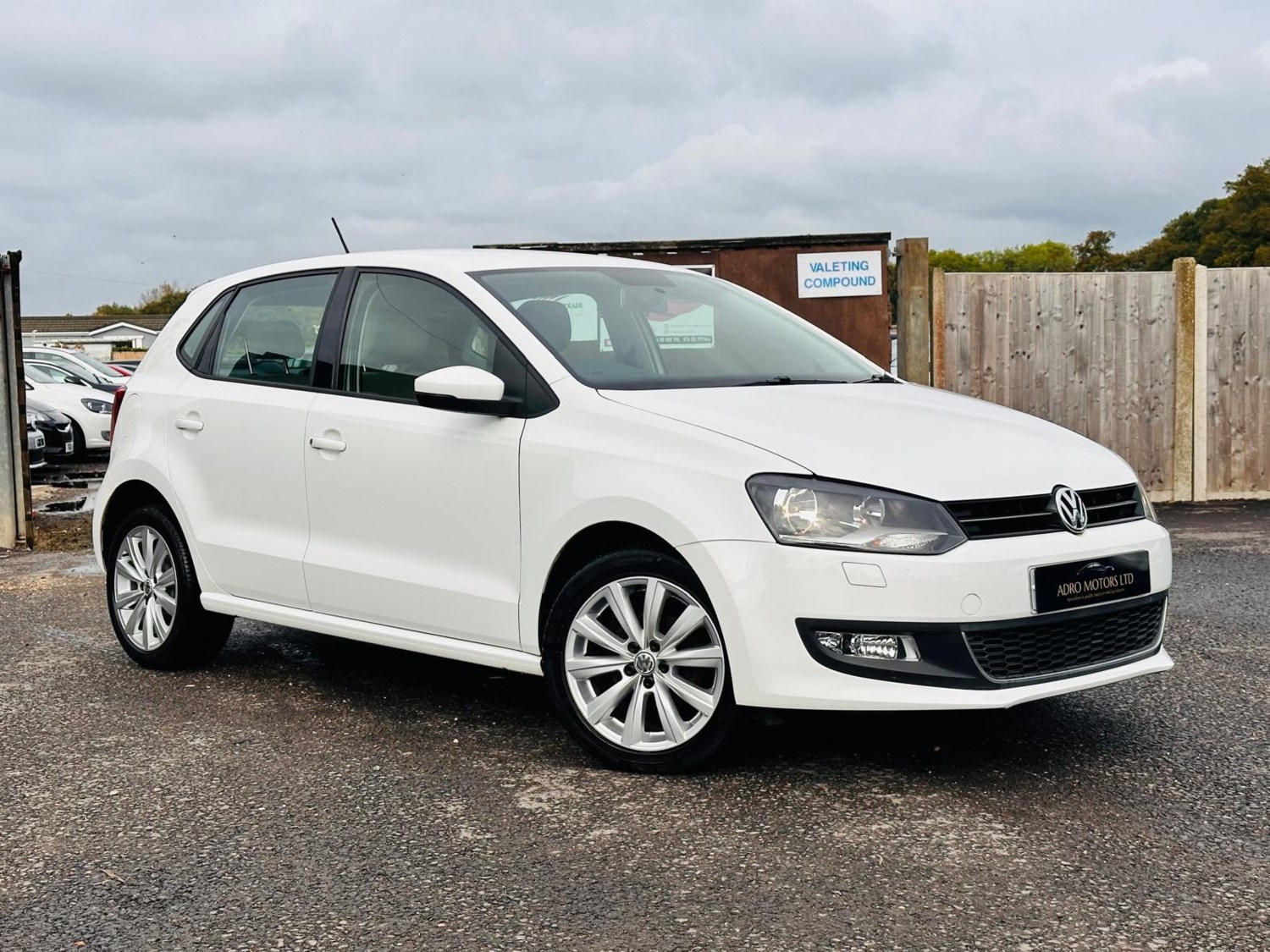 Volkswagen Polo Listing Image