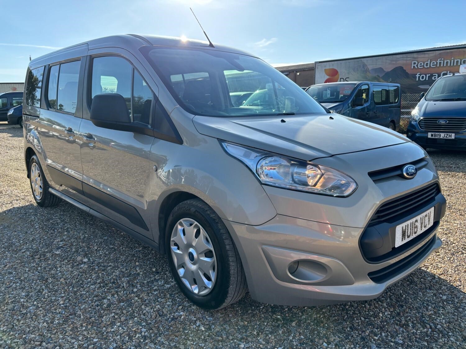 Ford Grand Tourneo Connect Listing Image