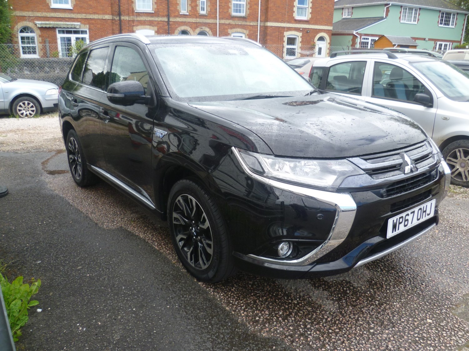 Mitsubishi Outlander Listing Image