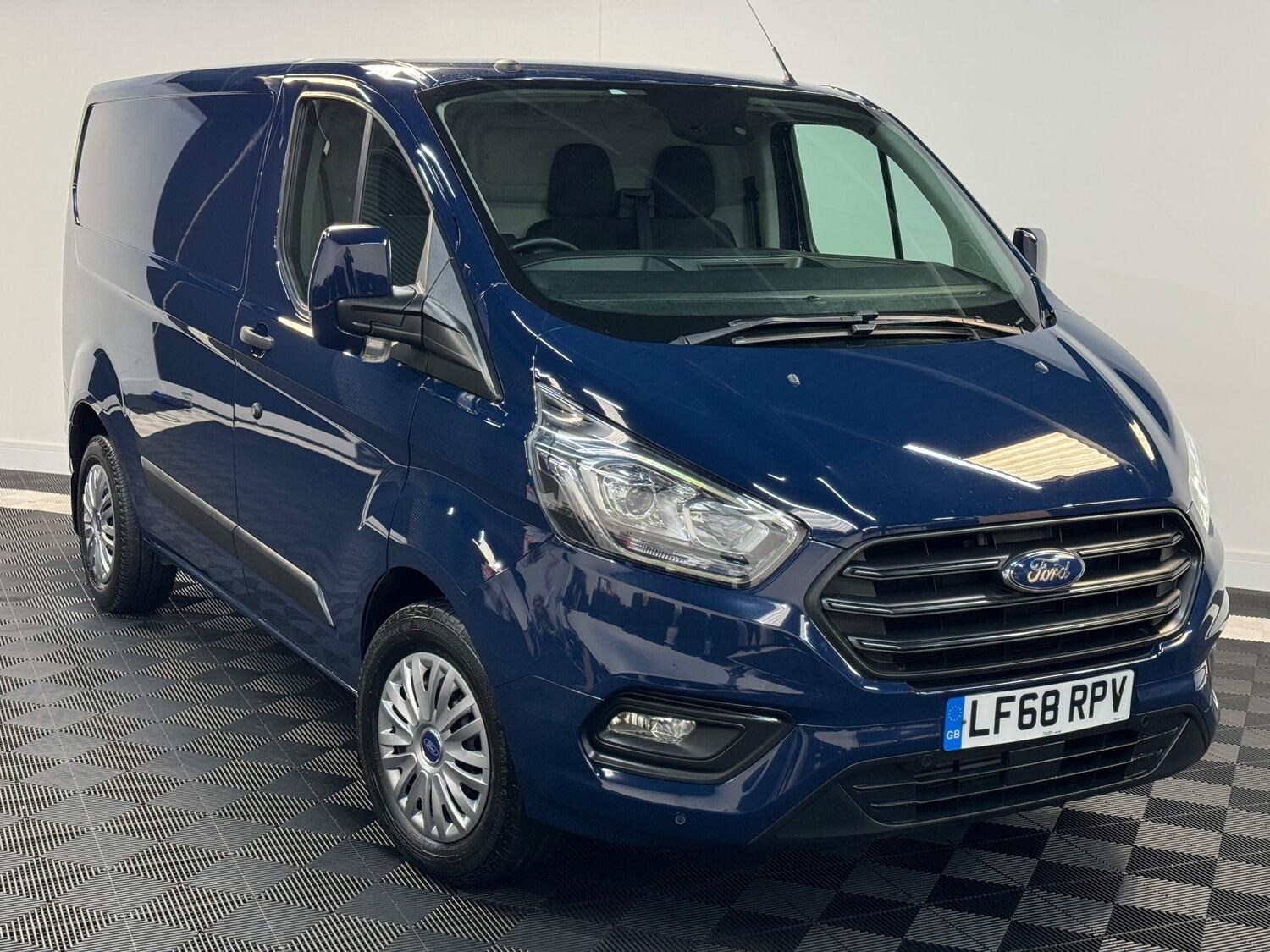 Ford Transit Custom Listing Image