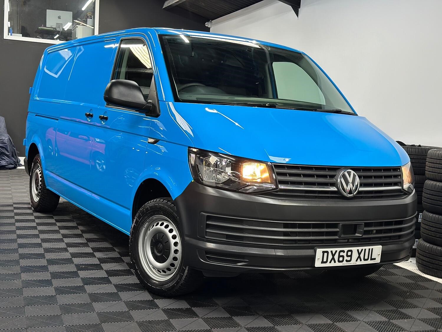 Volkswagen Transporter Listing Image