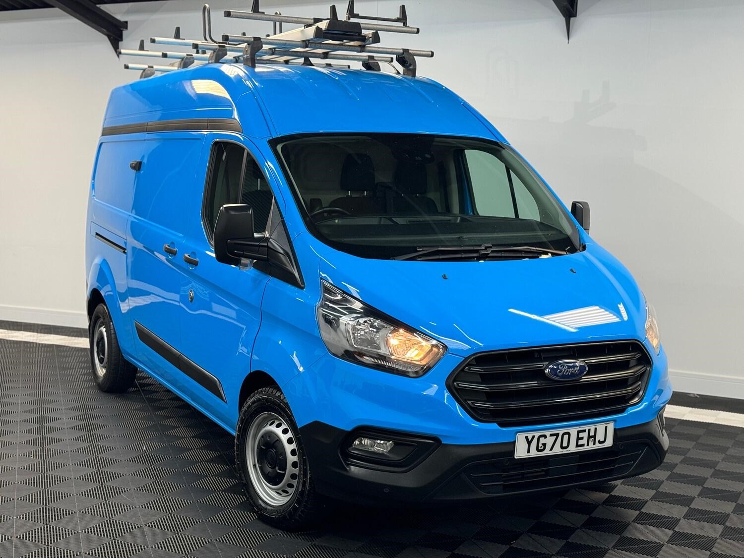 Ford Transit Custom Listing Image