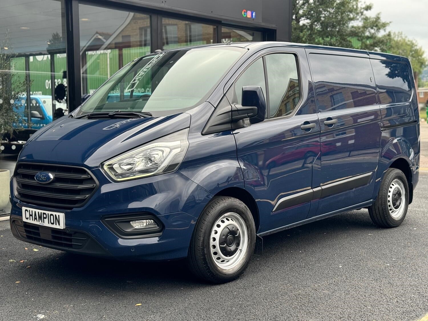 Ford Transit Custom Listing Image