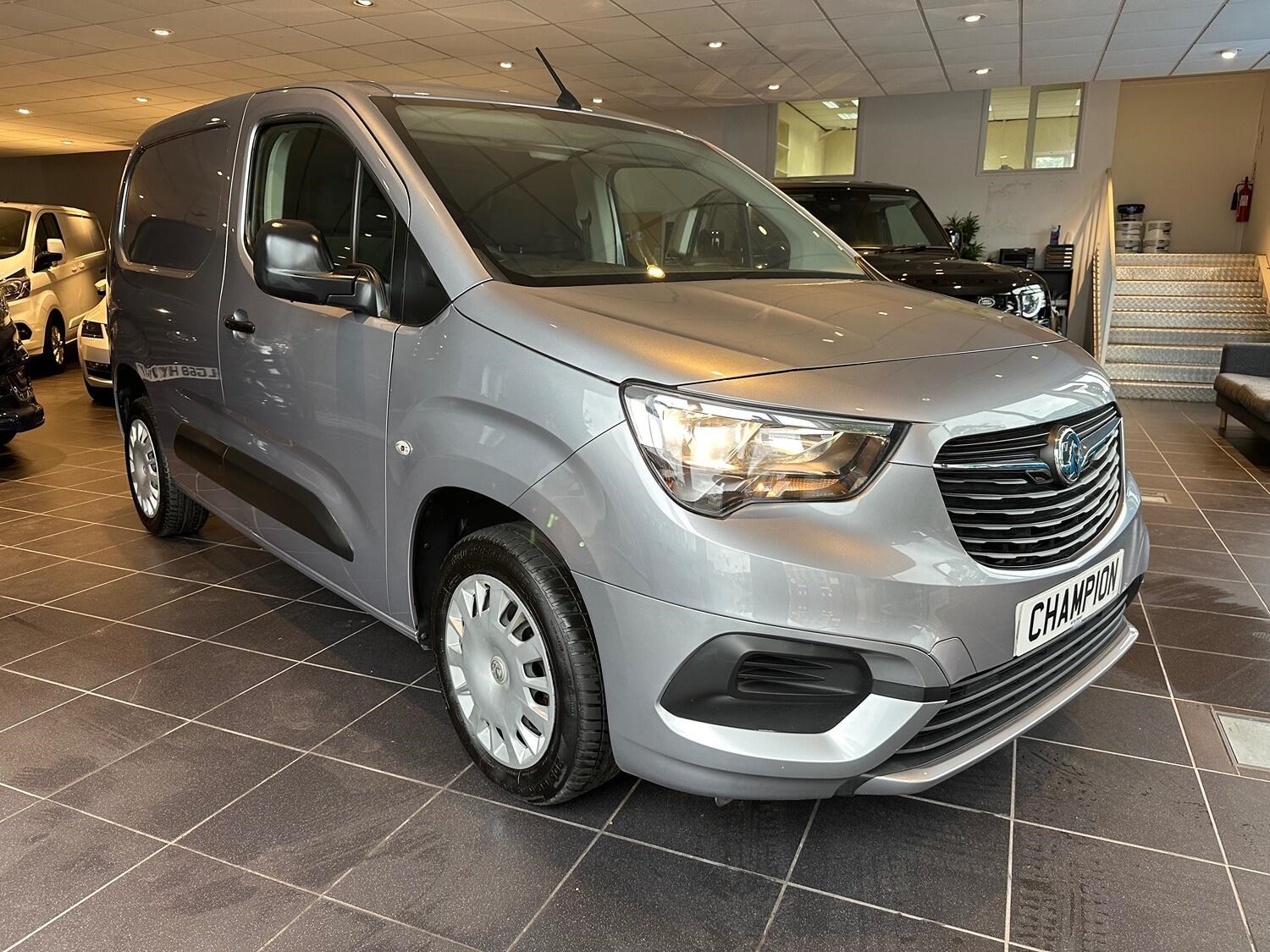 Vauxhall Combo Listing Image