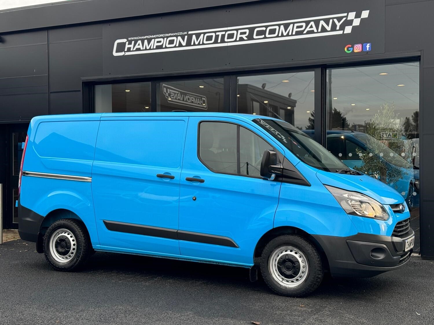 Ford Transit Custom Listing Image