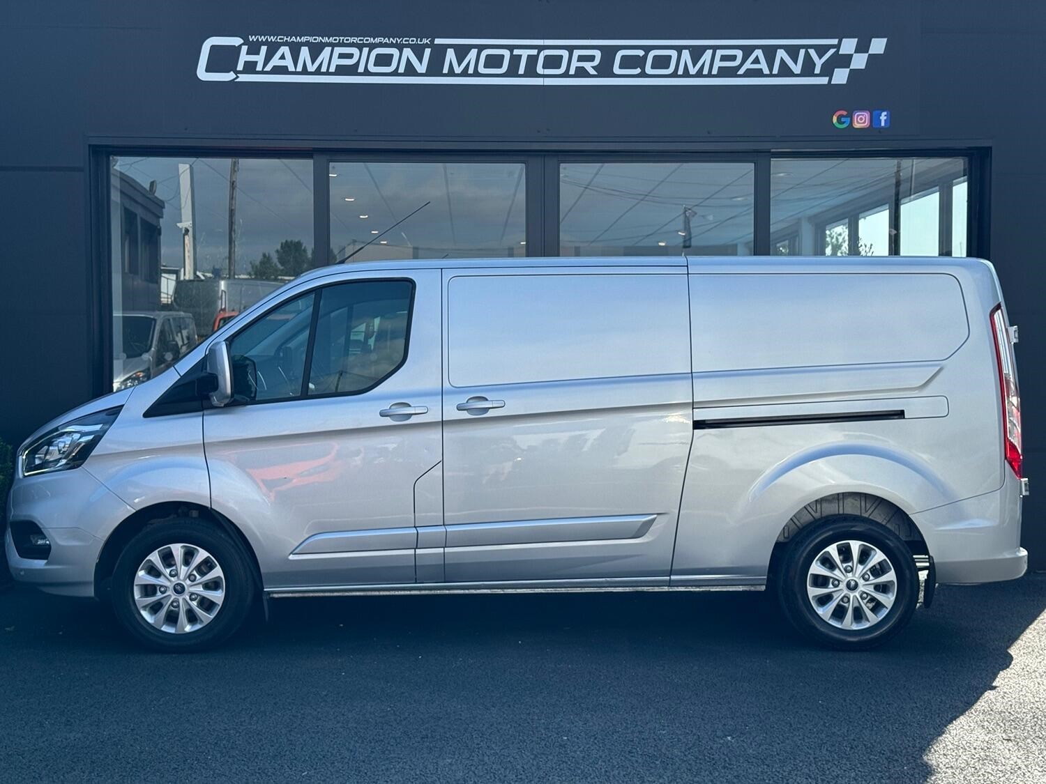 Ford Transit Custom Listing Image