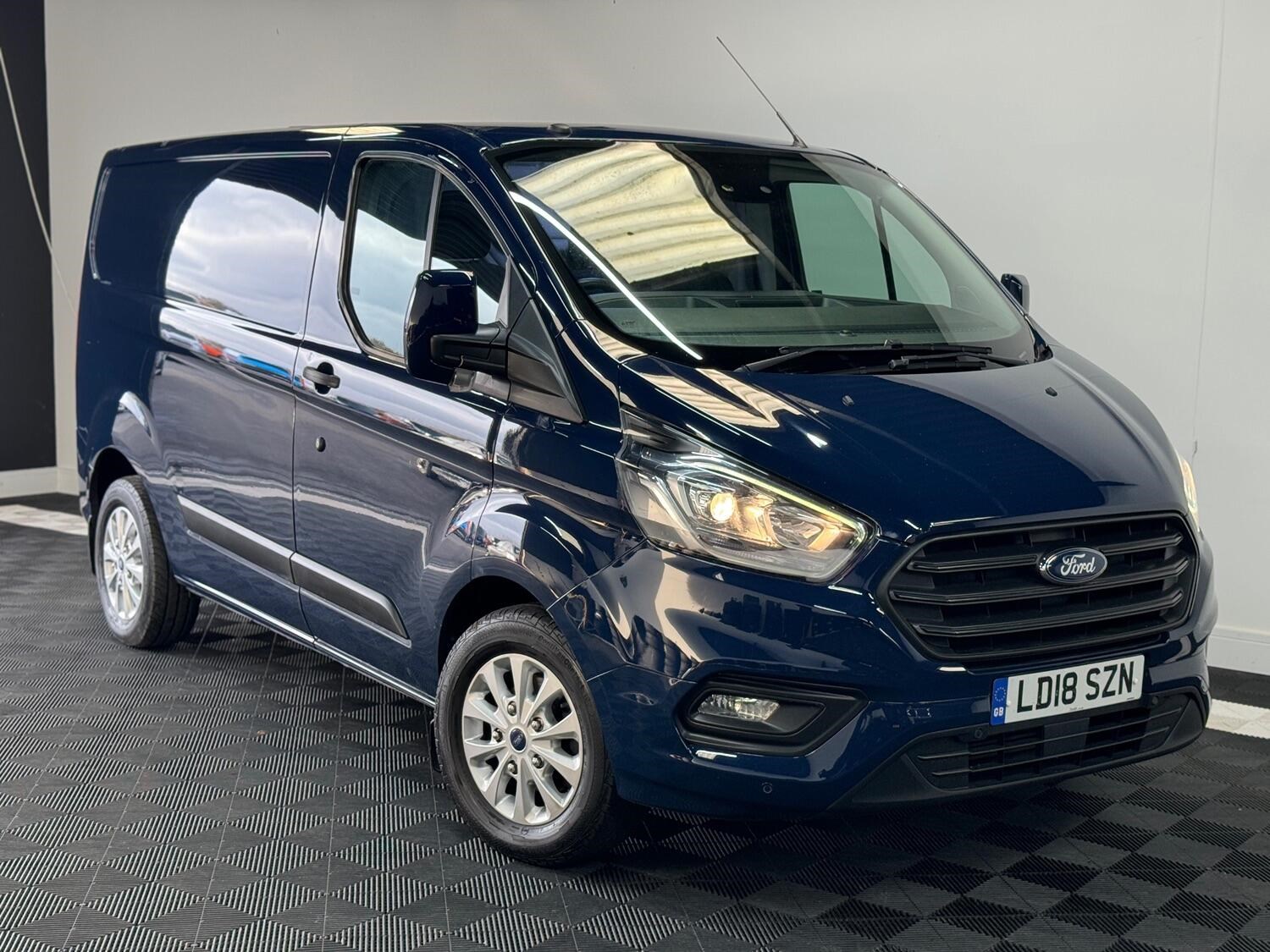 Ford Transit Custom Listing Image