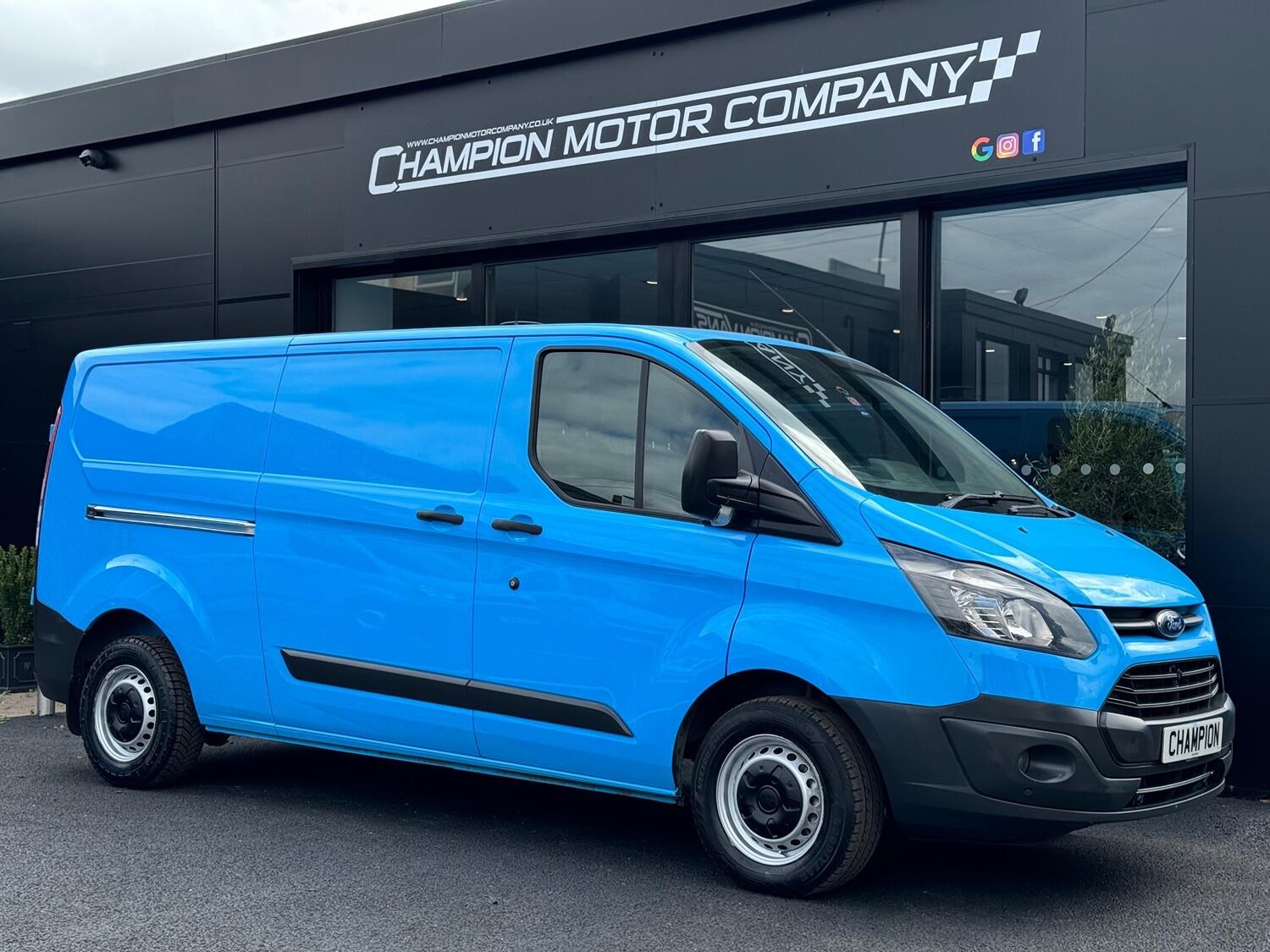 Ford Transit Custom Listing Image