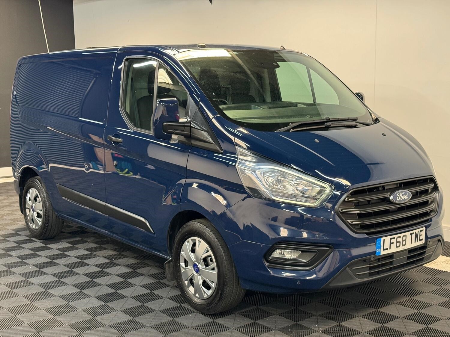 Ford Transit Custom Listing Image