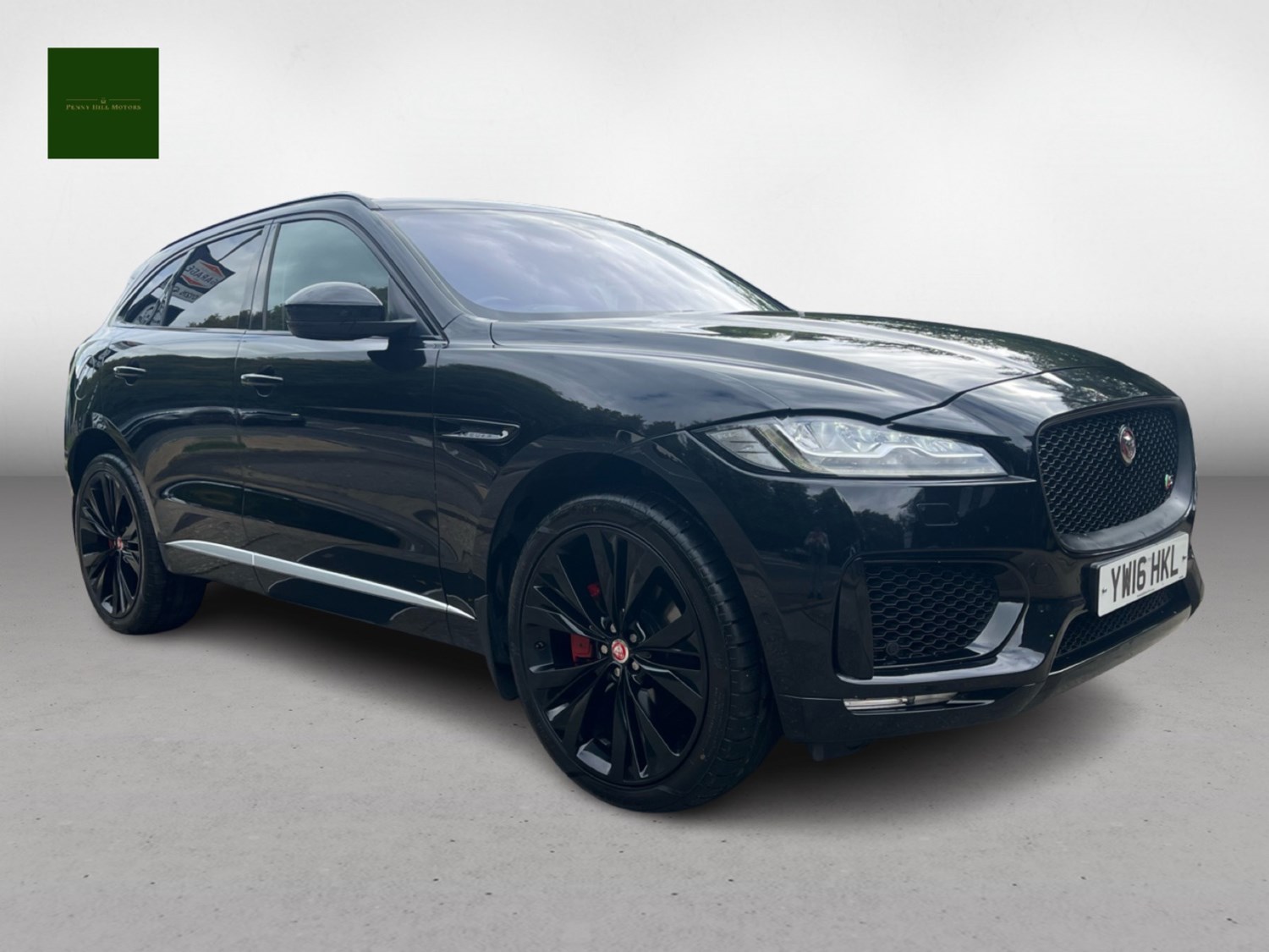 Jaguar F-PACE Listing Image