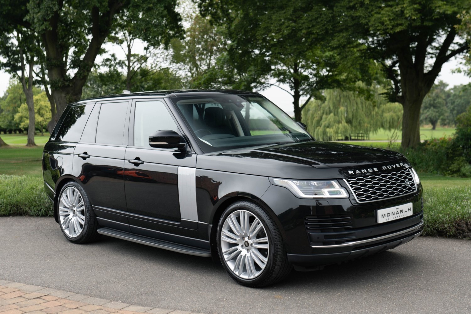 Land Rover Range Rover Listing Image