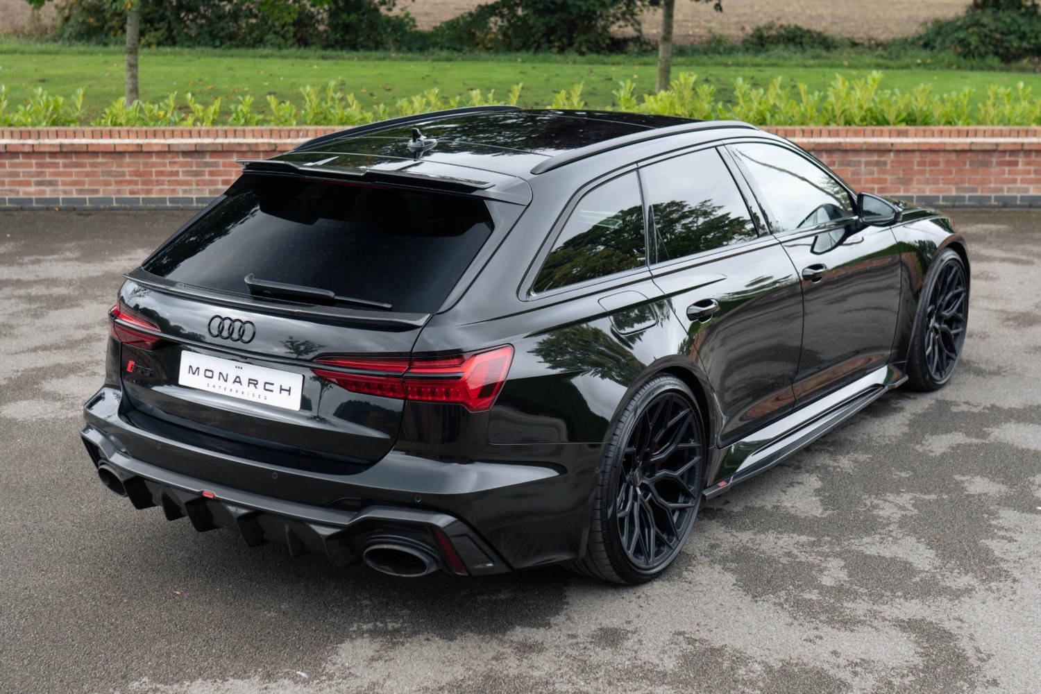 Audi RS6 Listing Image