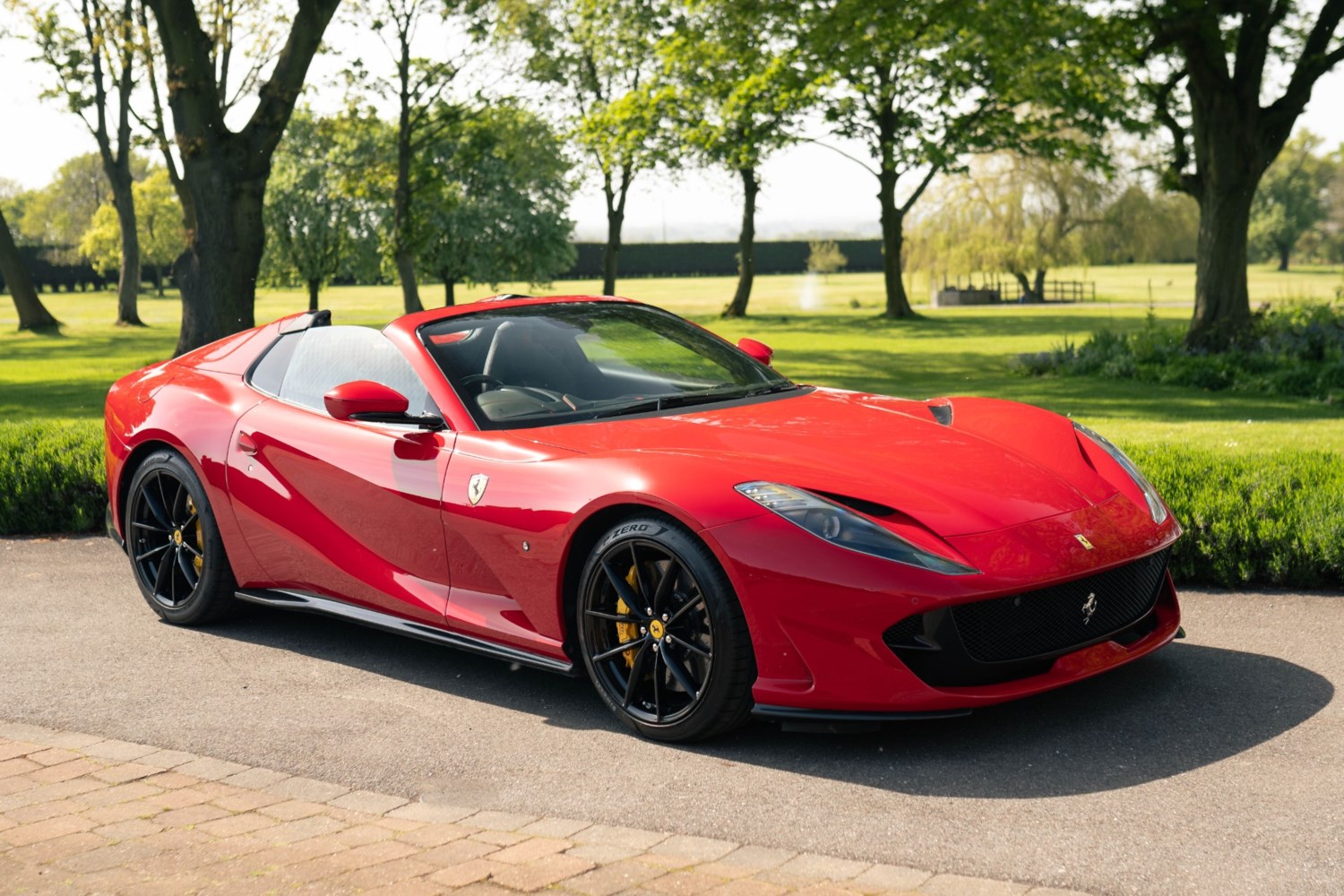 Ferrari 812 Superfast Listing Image